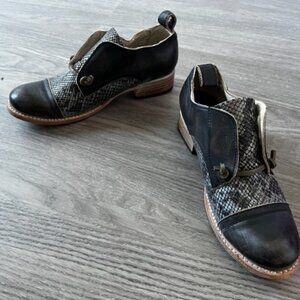 Freebird Mabel Style Real Leather Women's Loafters Size 7